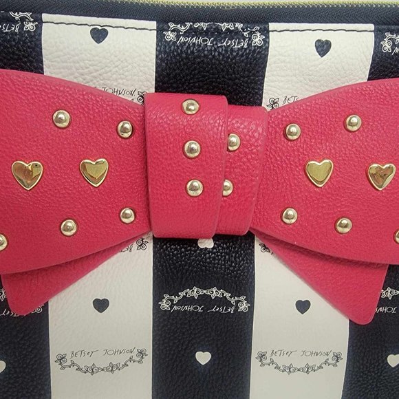 Betsey Johnson wrist clutch bag purse Large - Picture 2 of 8